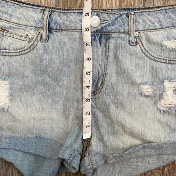 RSQ Light Washed Denim “Mom Short” Shorts - Picture 9 of 12